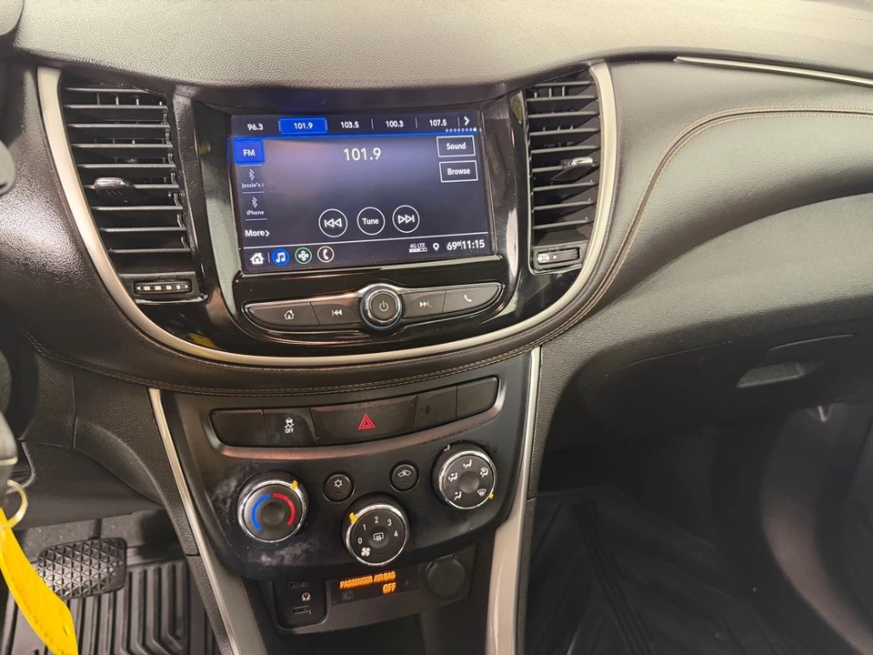 2020 Chevrolet Trax - Image 16 of 21