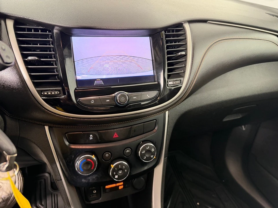 2020 Chevrolet Trax - Image 17 of 21