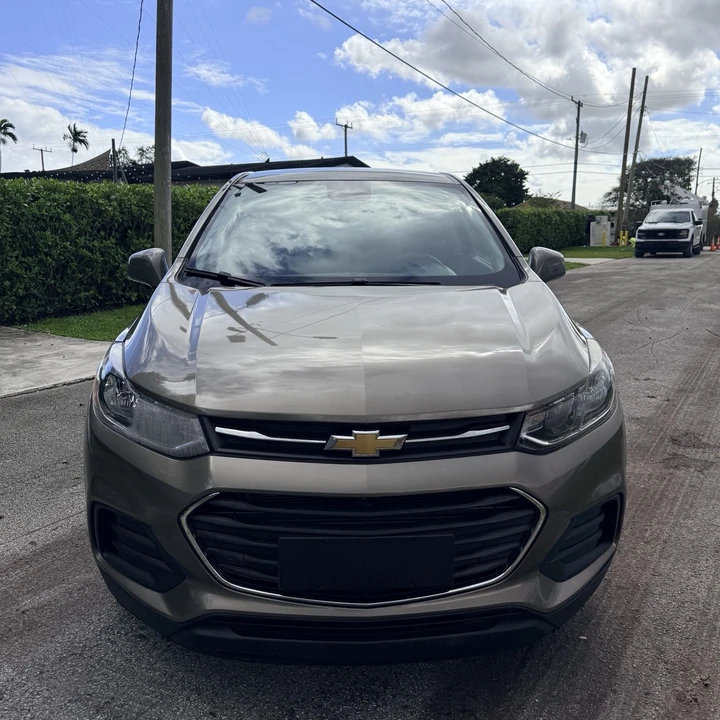 2020 Chevrolet Trax - Image 2 of 16