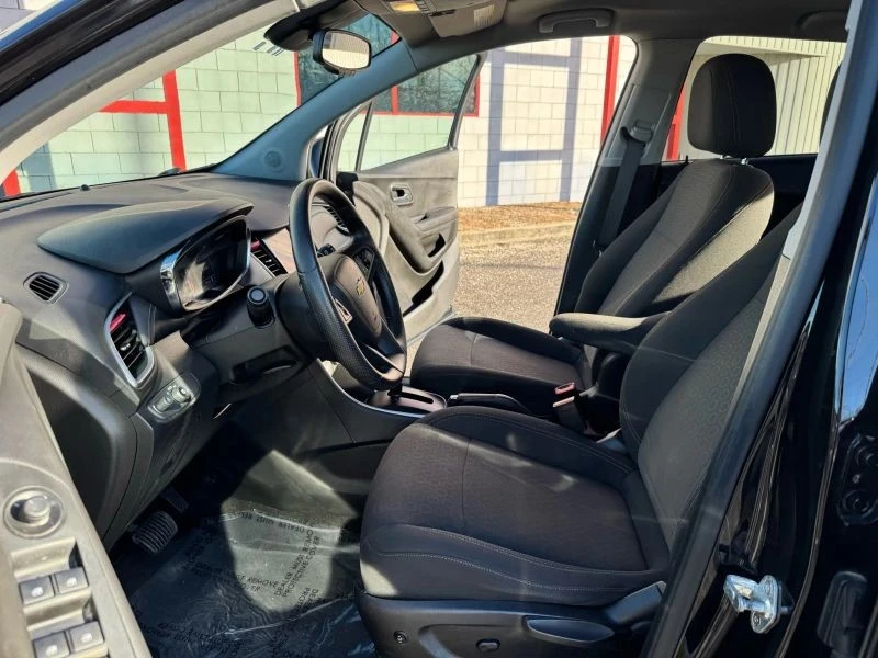 2020 Chevrolet Trax - Image 8 of 12