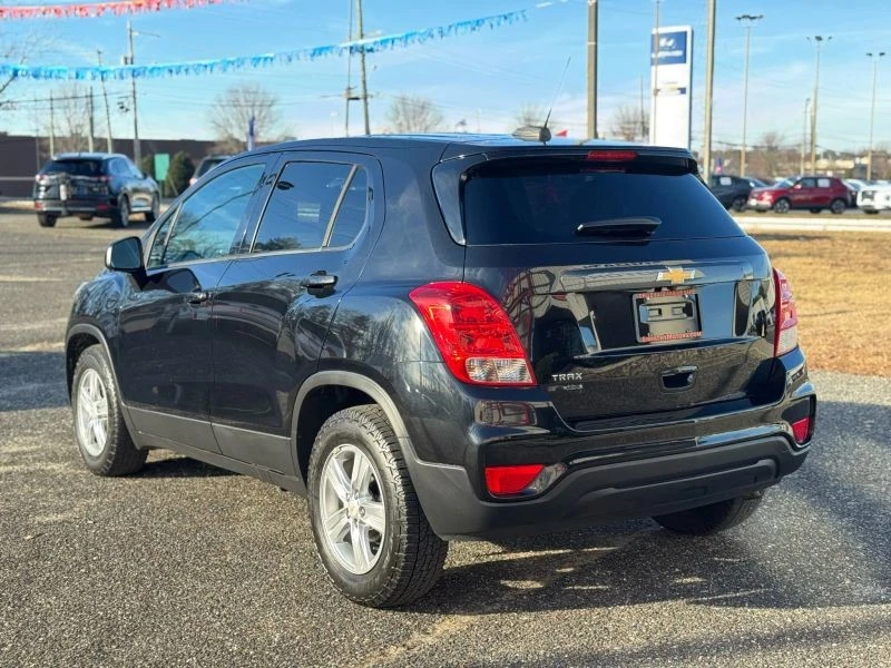 2020 Chevrolet Trax - Image 2 of 12