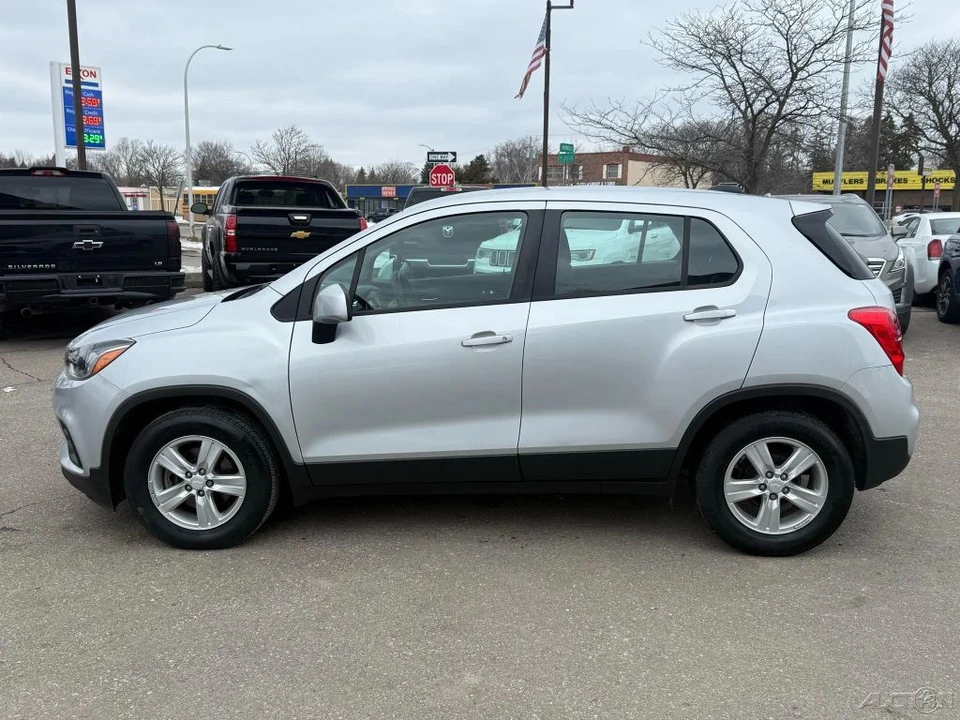 2020 Chevrolet Trax - Image 8 of 12