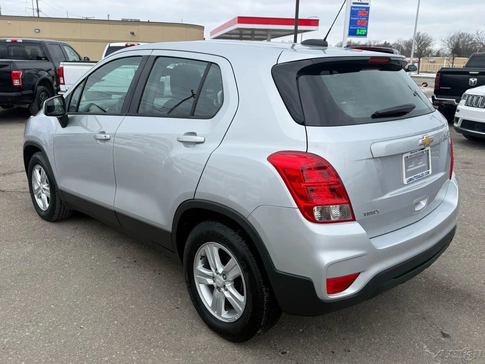 2020 Chevrolet Trax - Image 7 of 12
