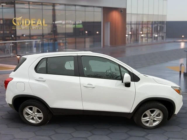 2020 Chevrolet Trax - Image 8 of 21