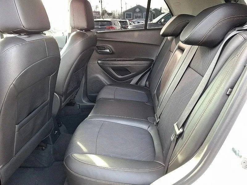 2020 Chevrolet Trax - Image 11 of 12
