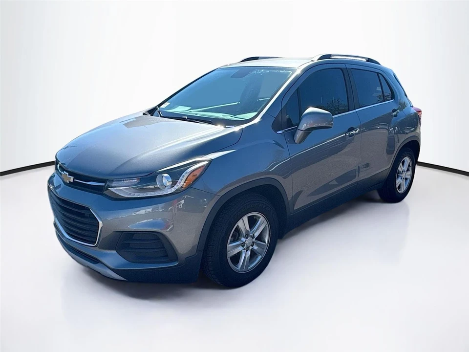 2020 Chevrolet Trax - Image 2 of 15