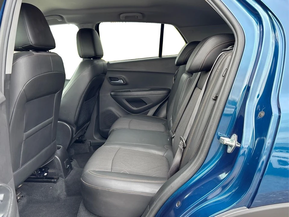 2020 Chevrolet Trax - Image 10 of 12