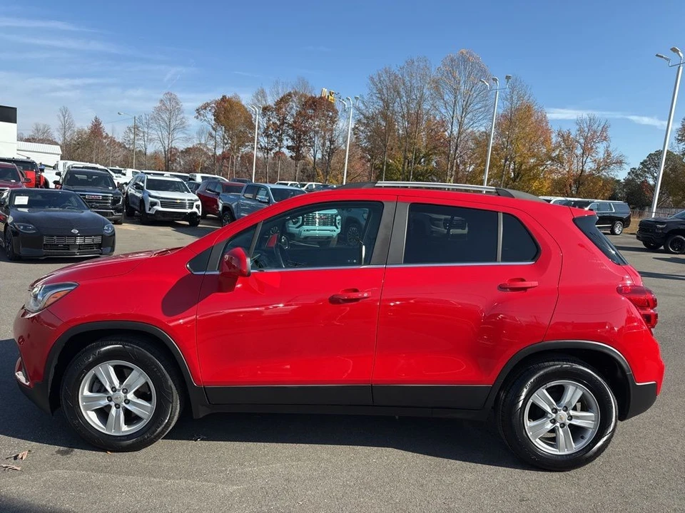 2020 Chevrolet Trax - Image 2 of 21