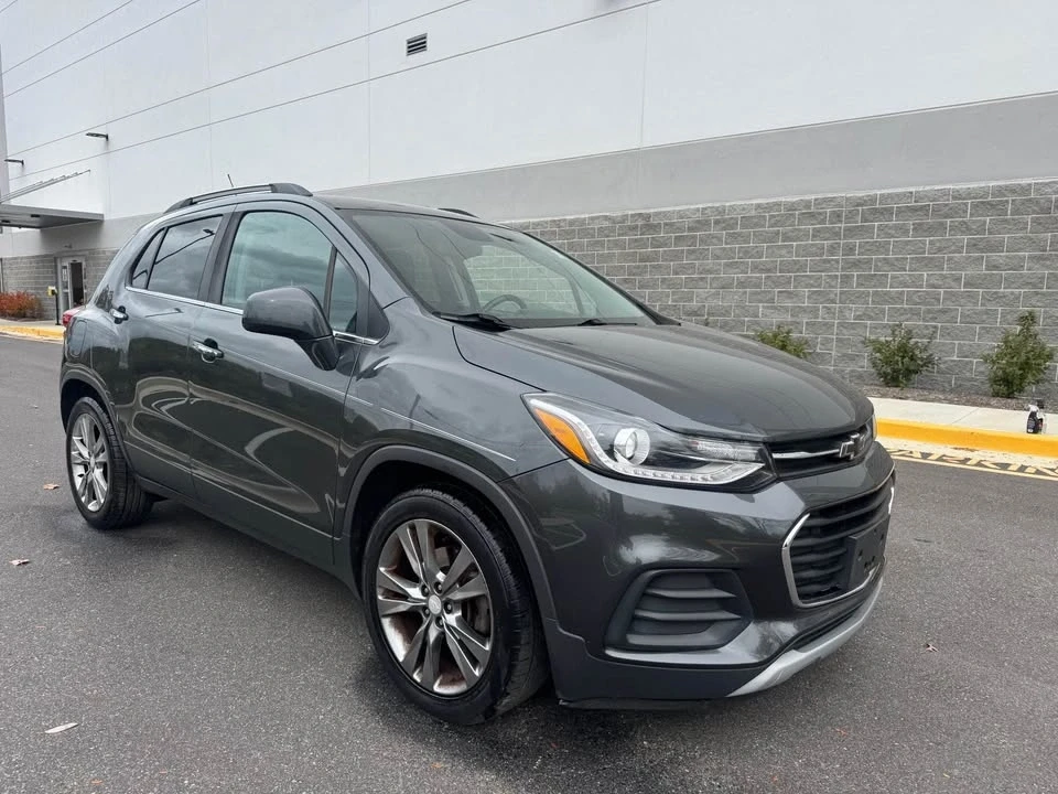 2020 Chevrolet Trax - Image 2 of 11