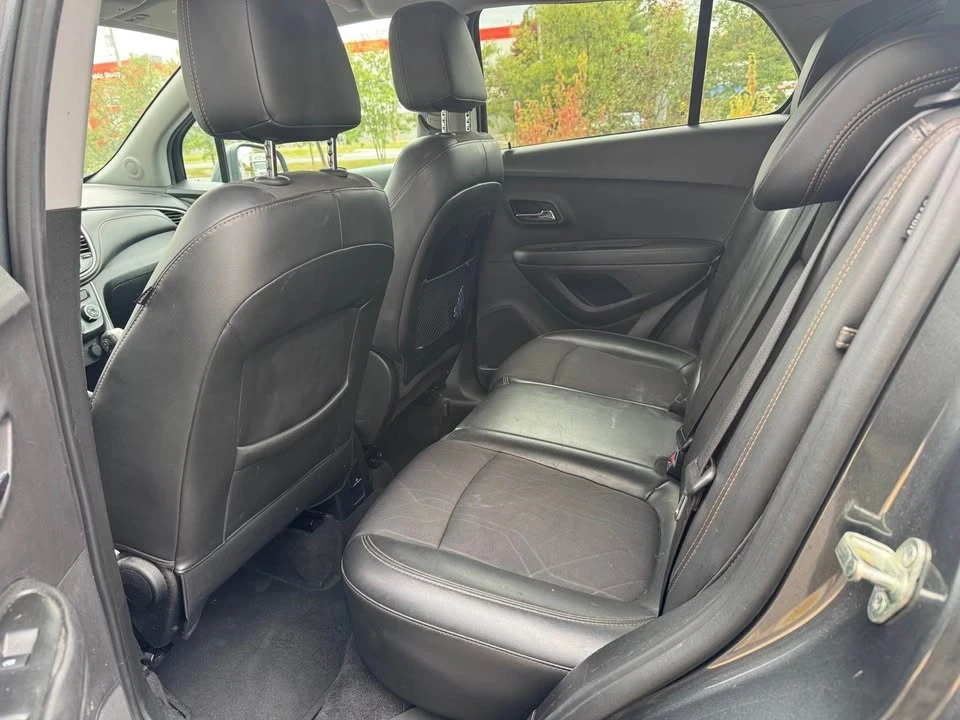 2020 Chevrolet Trax - Image 8 of 11