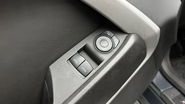 2020 Chevrolet Camaro 6th Gen - Image 19 of 20