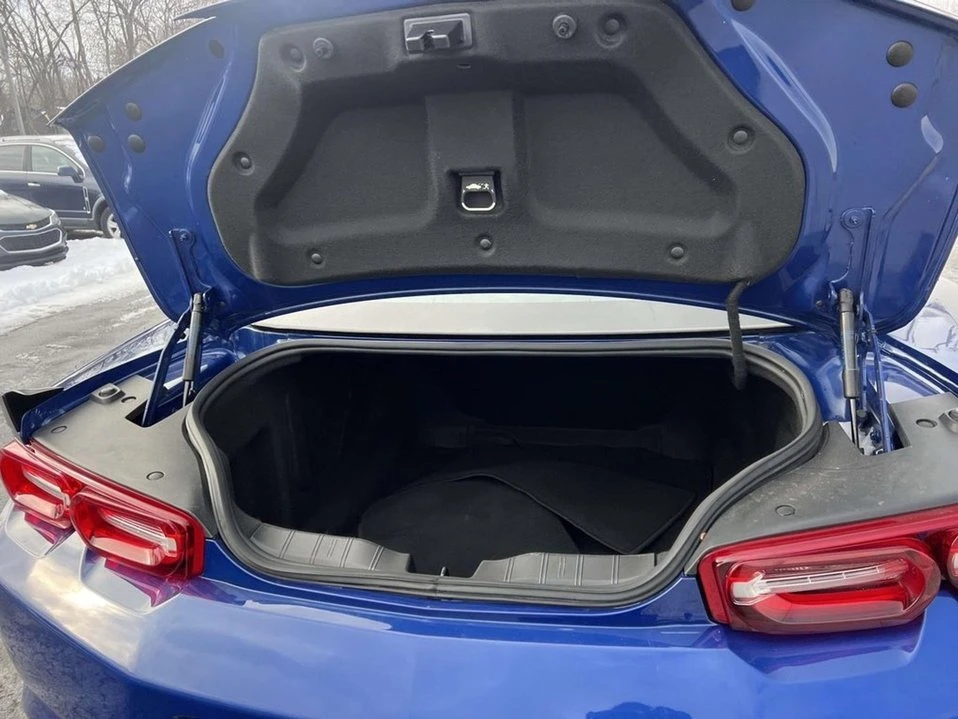 2020 Chevrolet Camaro 6th Gen - Image 10 of 10
