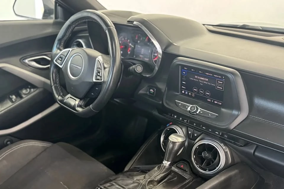 2020 Chevrolet Camaro 6th Gen - Image 8 of 17