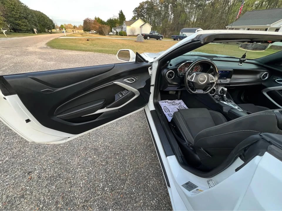 2020 Chevrolet Camaro 6th Gen - Image 10 of 15