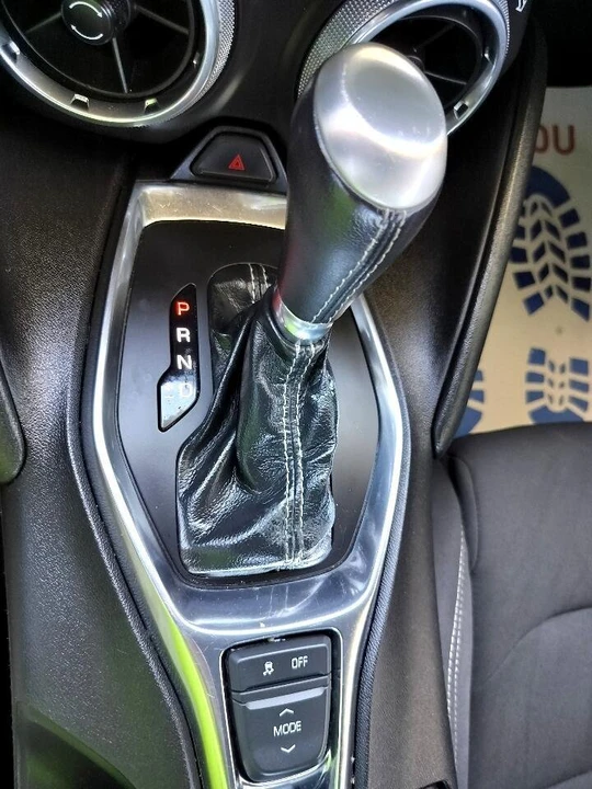 2020 Chevrolet Camaro 6th Gen - Image 16 of 19