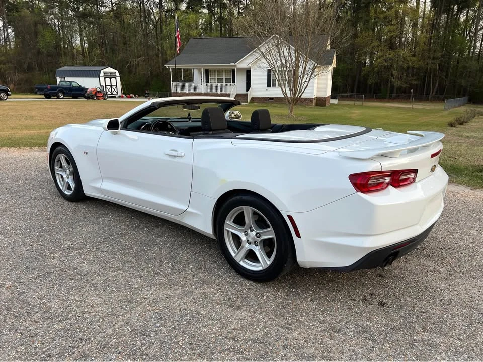 2020 Chevrolet Camaro 6th Gen - Image 6 of 15
