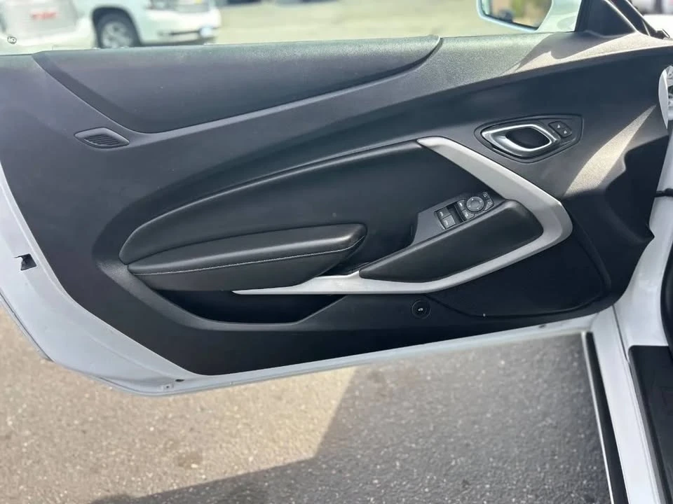 2020 Chevrolet Camaro 6th Gen - Image 8 of 17