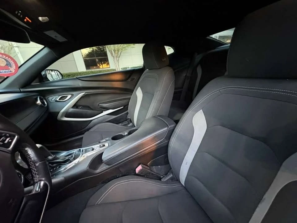 2020 Chevrolet Camaro 6th Gen - Image 10 of 16