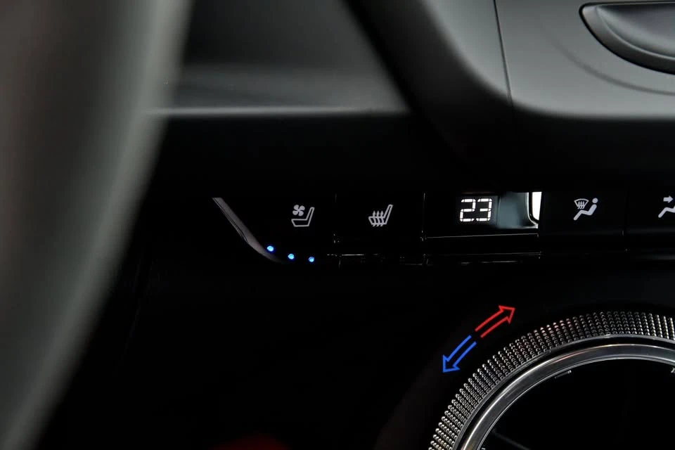 2020 Chevrolet Camaro 6th Gen - Image 4 of 4