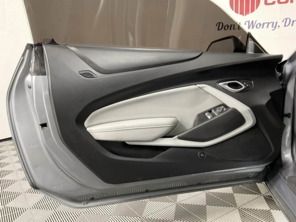 2020 Chevrolet Camaro 6th Gen - Image 15 of 19