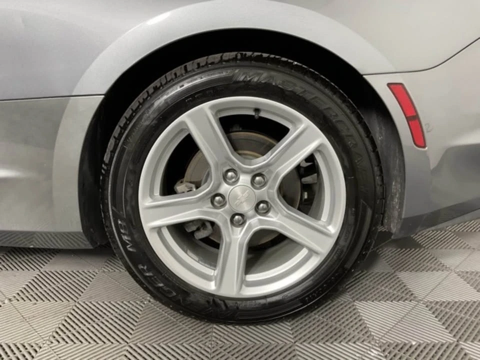 2020 Chevrolet Camaro 6th Gen - Image 9 of 19