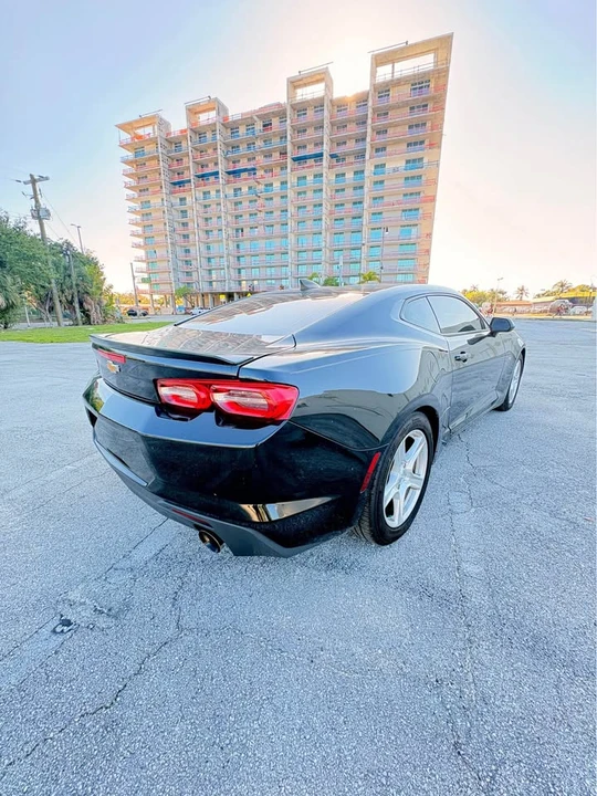 2020 Chevrolet Camaro 6th Gen - Image 2 of 10