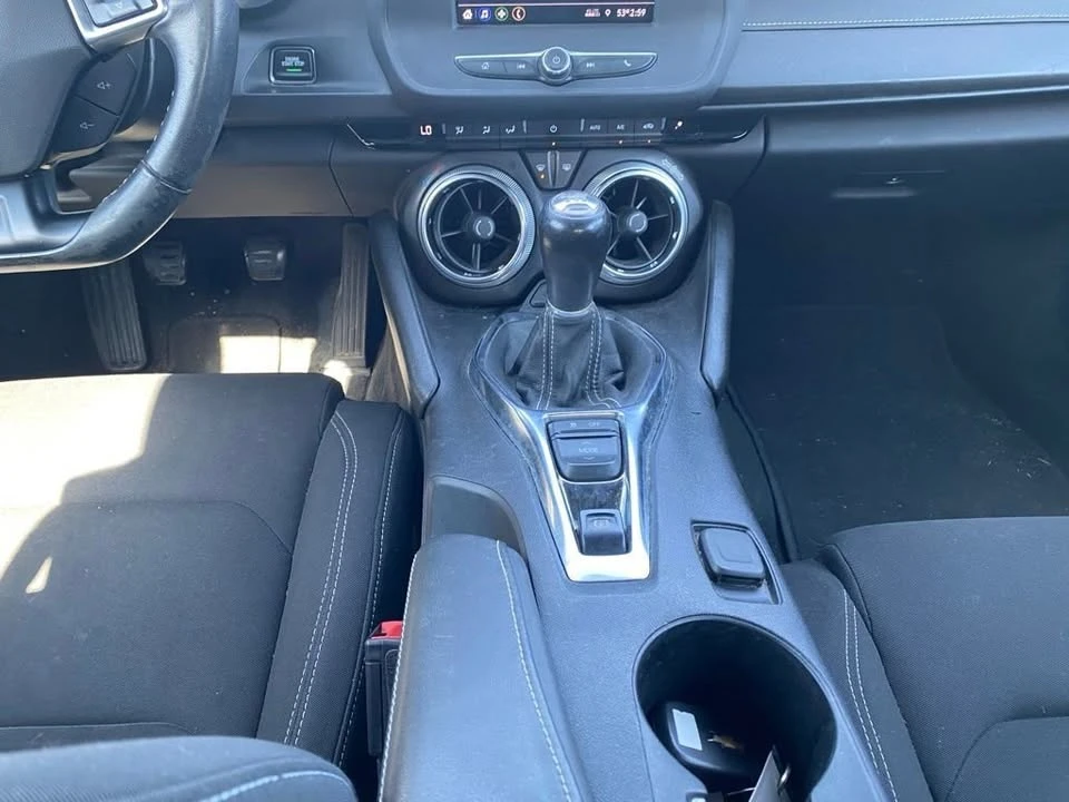 2020 Chevrolet Camaro 6th Gen - Image 13 of 17
