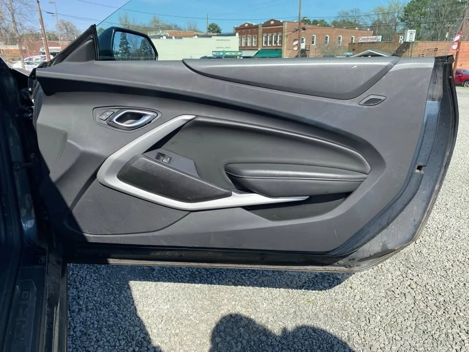2020 Chevrolet Camaro 6th Gen - Image 16 of 17