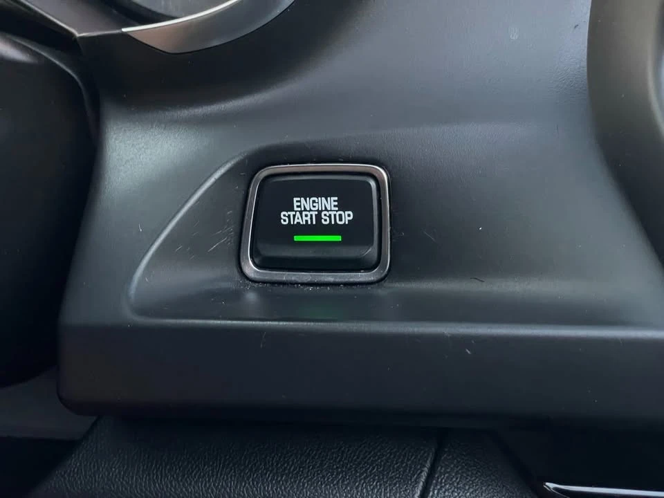 2020 Chevrolet Camaro 6th Gen - Image 6 of 17
