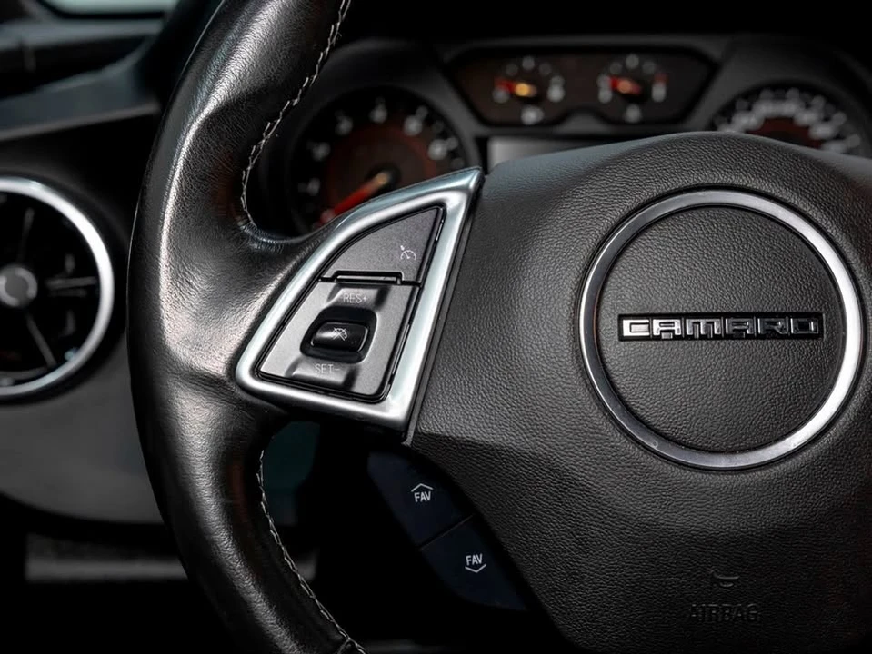 2020 Chevrolet Camaro 6th Gen - Image 15 of 20