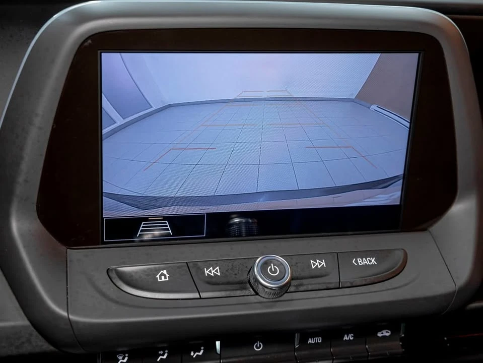 2020 Chevrolet Camaro 6th Gen - Image 18 of 20