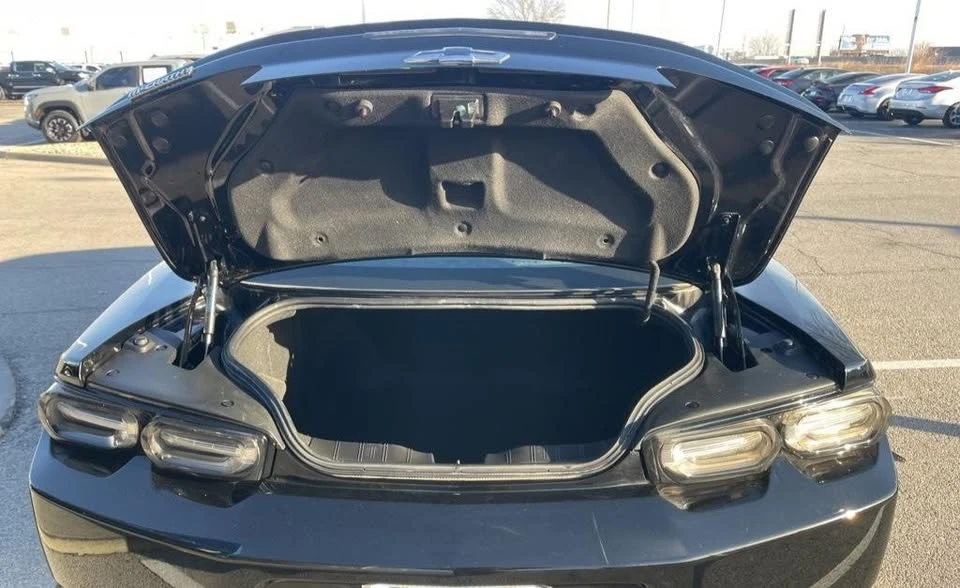 2020 Chevrolet Camaro 6th Gen - Image 6 of 15