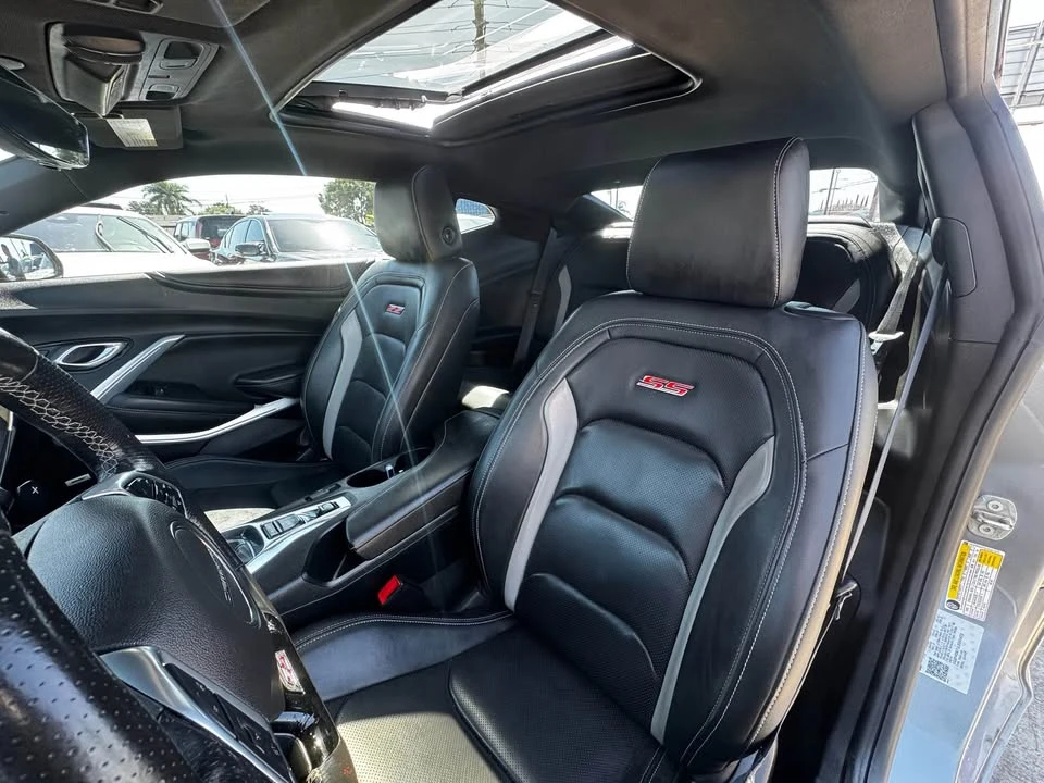 2020 Chevrolet Camaro SS 6th Gen - Image 9 of 17