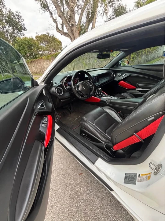 2020 Chevrolet Camaro 6th Gen - Image 9 of 10