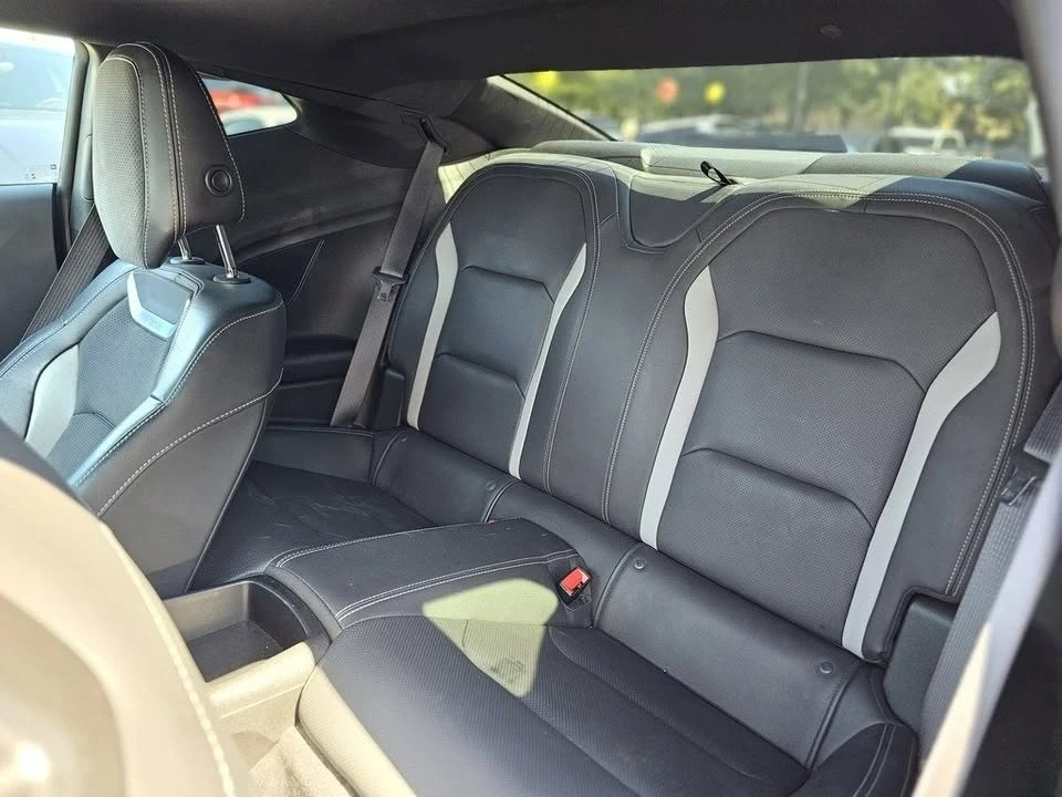 2020 Chevrolet Camaro SS 6th Gen - Image 8 of 9