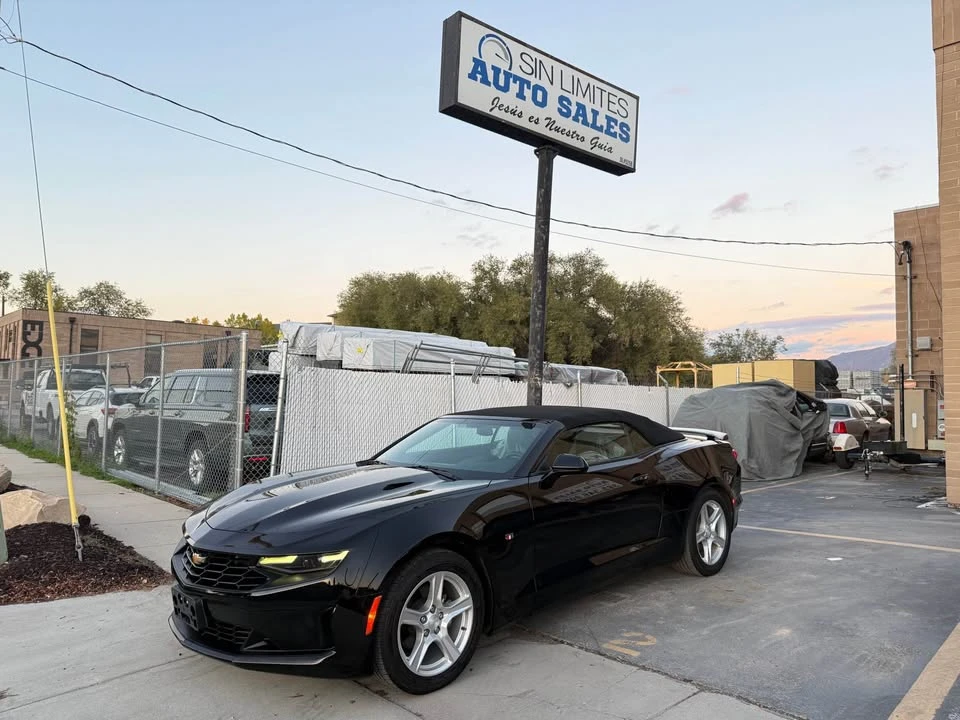 2020 Chevrolet Camaro 6th Gen - Image 2 of 17