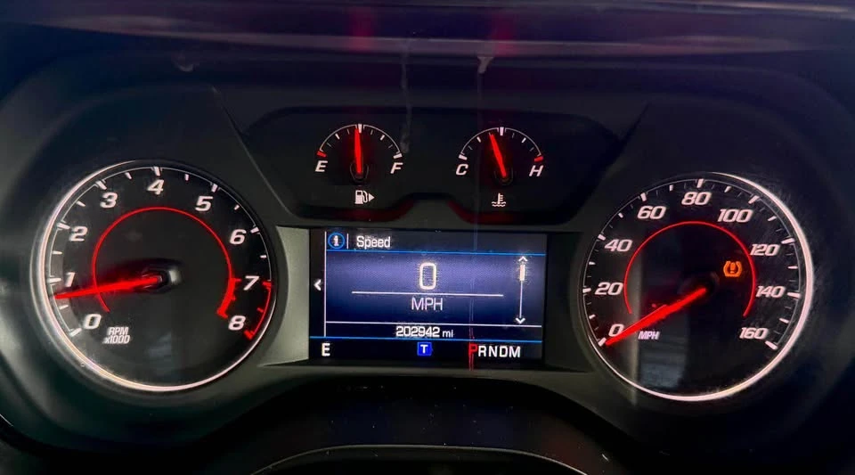 2020 Chevrolet Camaro 6th Gen - Image 16 of 18