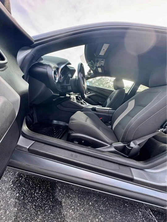 2020 Chevrolet Camaro 6th Gen - Image 10 of 16