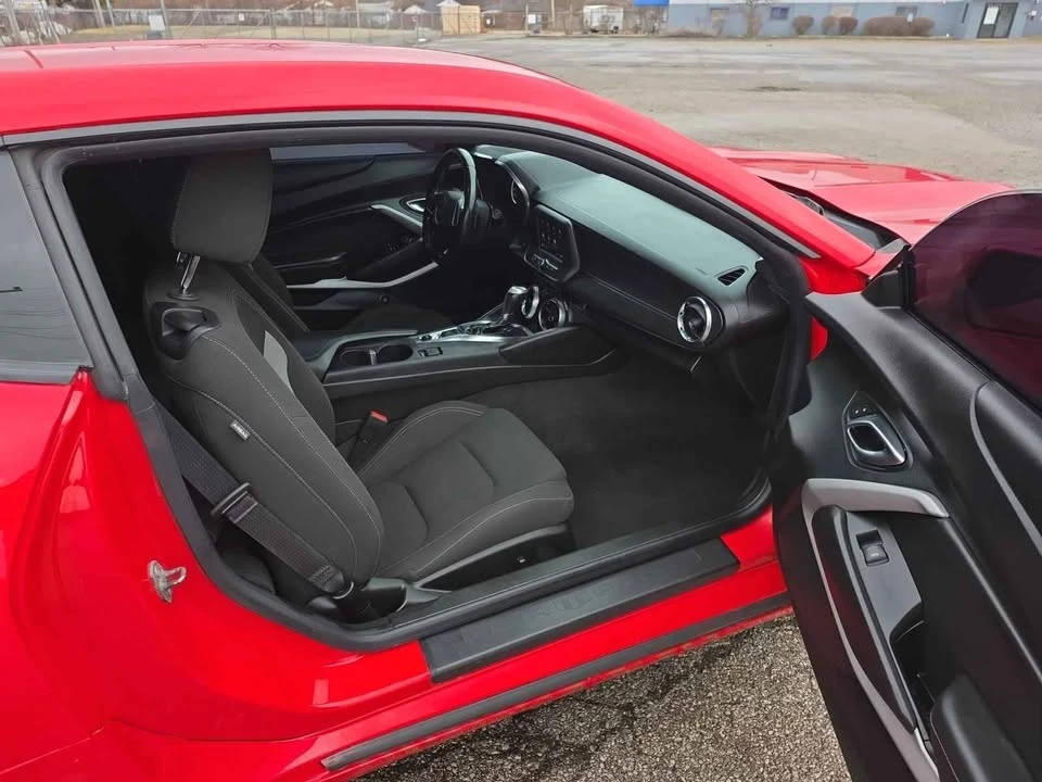 2020 Chevrolet Camaro 6th Gen - Image 8 of 18
