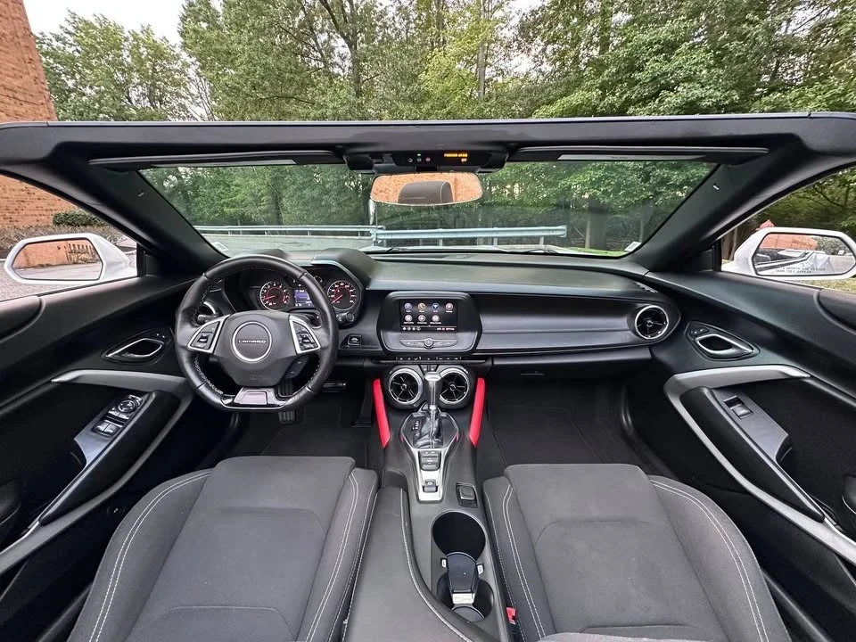 2020 Chevrolet Camaro 6th Gen - Image 15 of 20