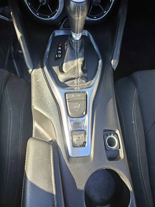 2020 Chevrolet Camaro 6th Gen - Image 8 of 10