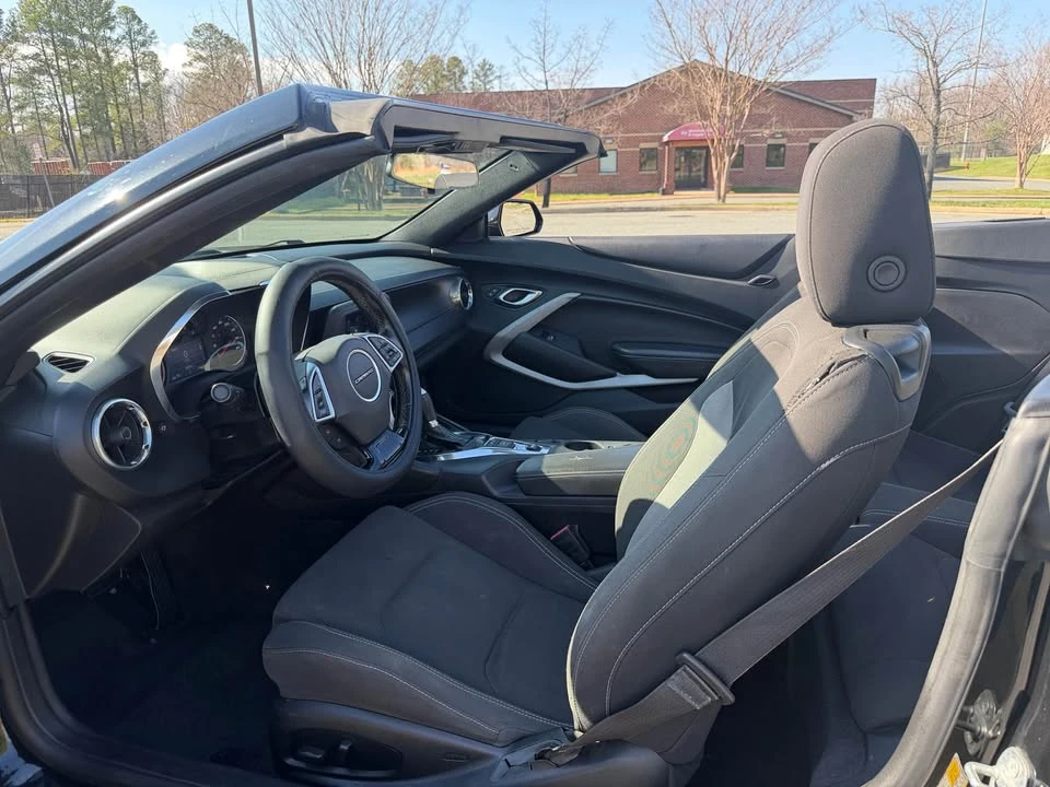2020 Chevrolet Camaro 6th Gen - Image 9 of 17
