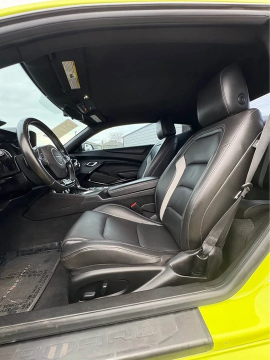 2020 Chevrolet Camaro 6th Gen - Image 9 of 12