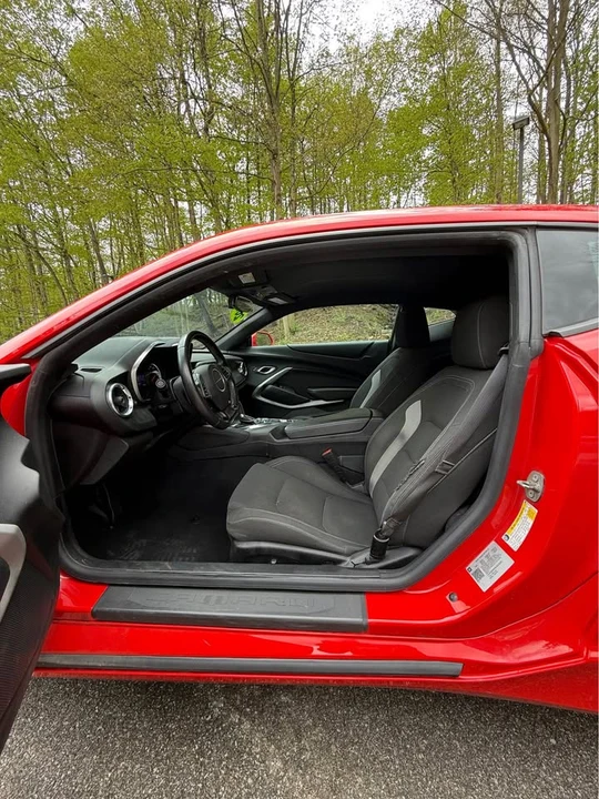 2020 Chevrolet Camaro 6th Gen - Image 13 of 19