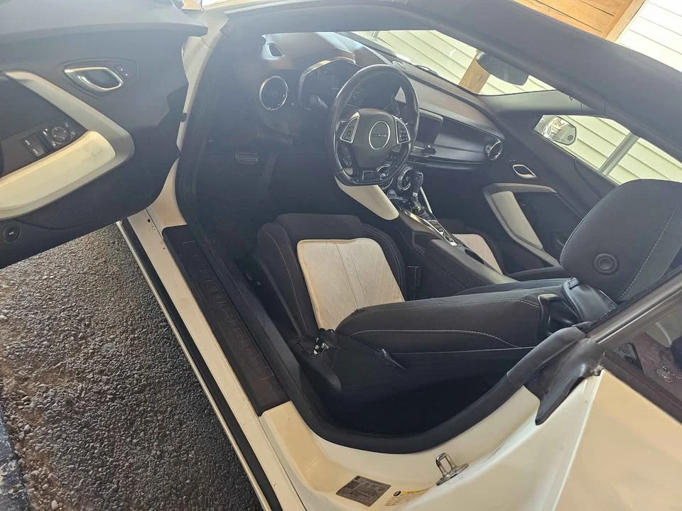 2020 Chevrolet Camaro 6th Gen - Image 5 of 8