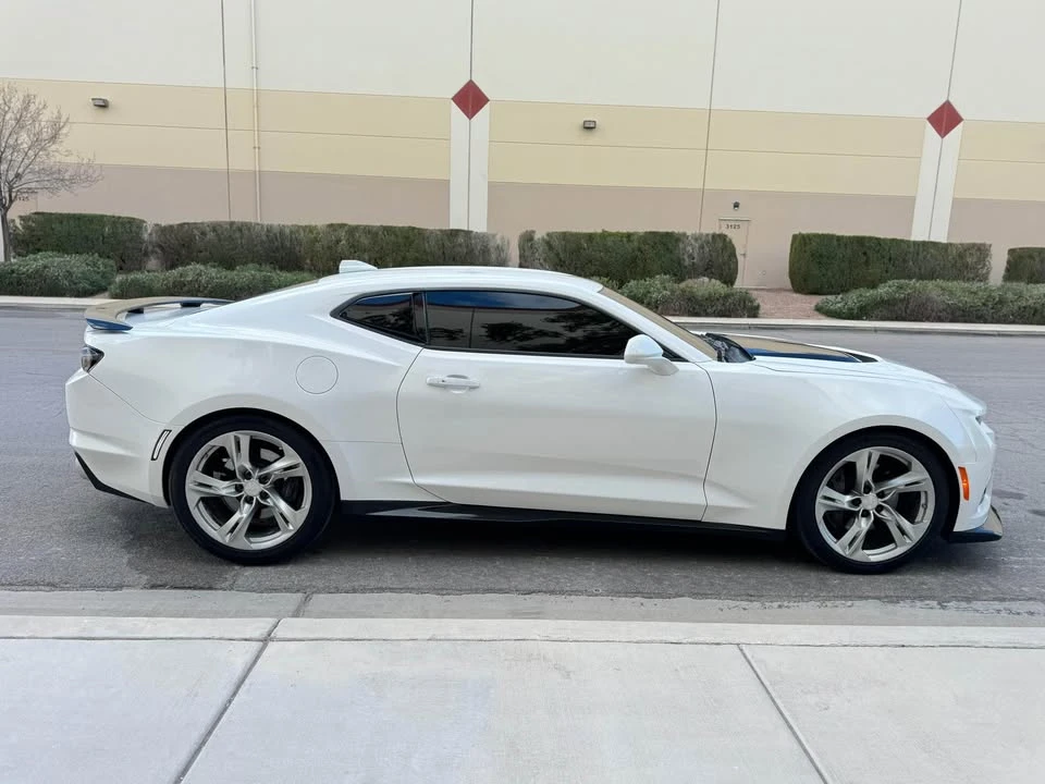2020 Chevrolet Camaro SS 6th Gen - Image 8 of 14