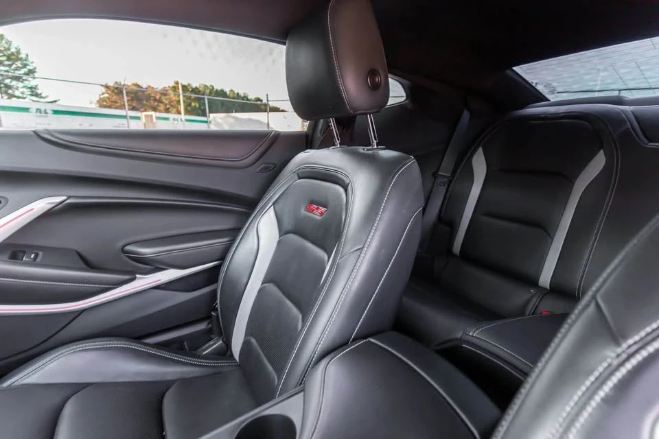2020 Chevrolet Camaro SS 6th Gen - Image 6 of 10