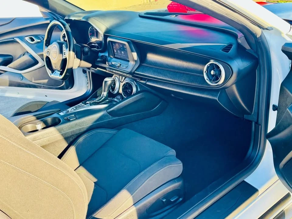 2020 Chevrolet Camaro 6th Gen - Image 10 of 20
