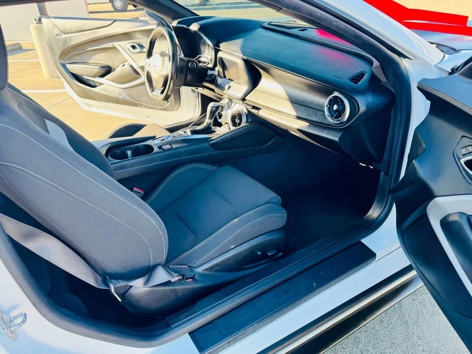 2020 Chevrolet Camaro 6th Gen - Image 15 of 20