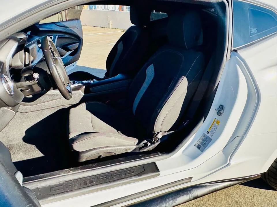 2020 Chevrolet Camaro 6th Gen - Image 11 of 20